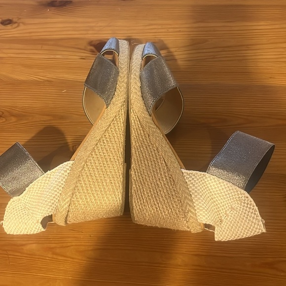 andre assous erika espadrille wedge sliver sandal made in Spain size 10 - Picture 7 of 9